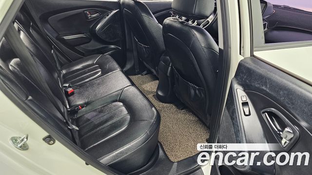 Hyundai Tucson 2012 — photo 17
