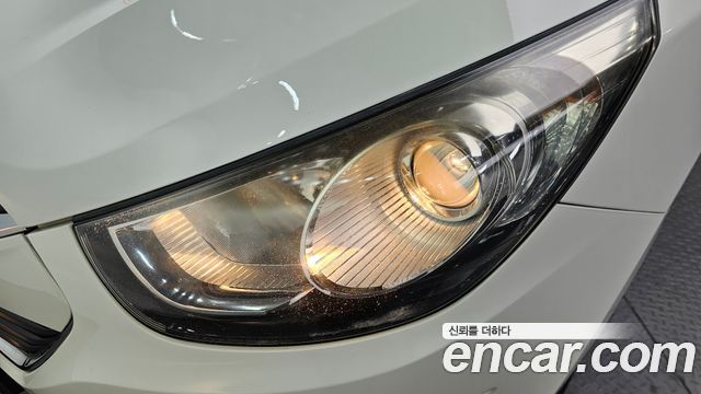 Hyundai Tucson 2012 — photo 8