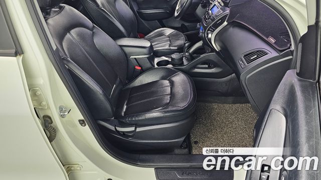 Hyundai Tucson 2012 — photo 16