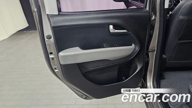 Kia RAY 2018 — photo 15