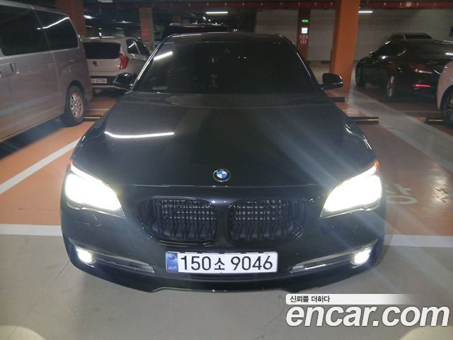 BMW 7-Series 2015 — photo 4