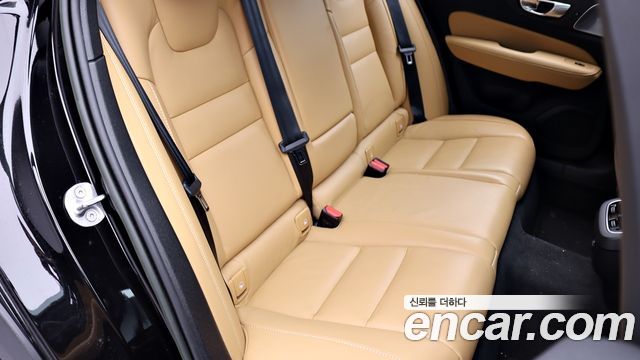 Volvo V60 2023 — photo 10