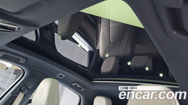 Porsche Cayenne 2022 — photo 24