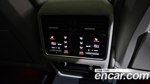 Porsche Cayenne 2022 — photo 25