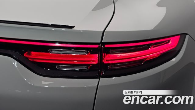 Porsche Cayenne 2022 — photo 9