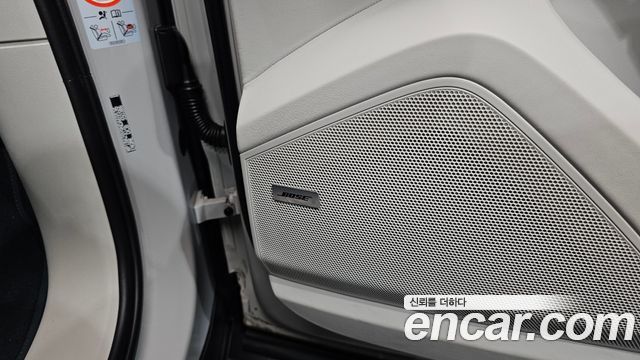 Porsche Cayenne 2022 — photo 36