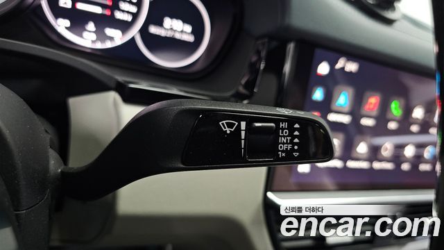 Porsche Cayenne 2022 — photo 37