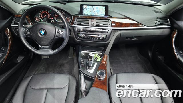 BMW 3-Series 2015 — photo 10