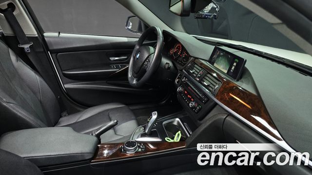 BMW 3-Series 2015 — photo 26