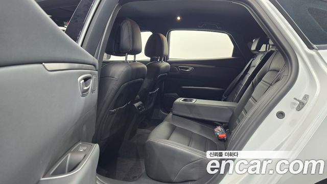 Renault Korea SM6 2025 — photo 18