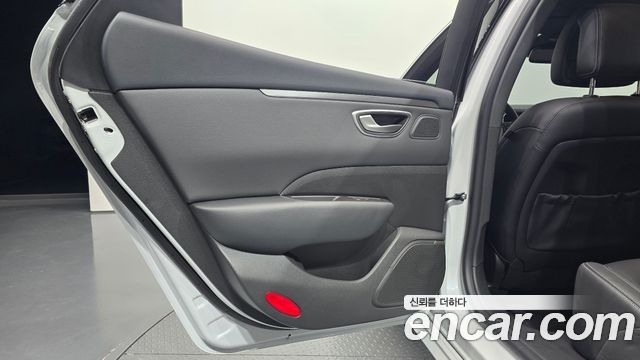 Renault Korea SM6 2025 — photo 15