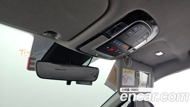 Hyundai Santafe 2023 — photo 28