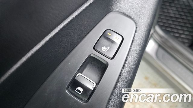 Hyundai Santafe 2023 — photo 29