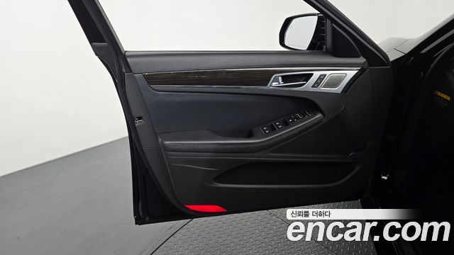 Genesis G80 2020 — photo 14