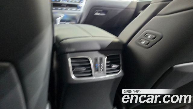 Genesis G80 2020 — photo 31