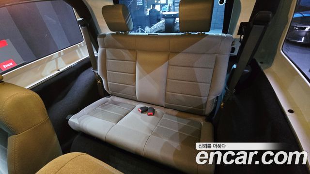 Jeep Wrangler 2009 — photo 17