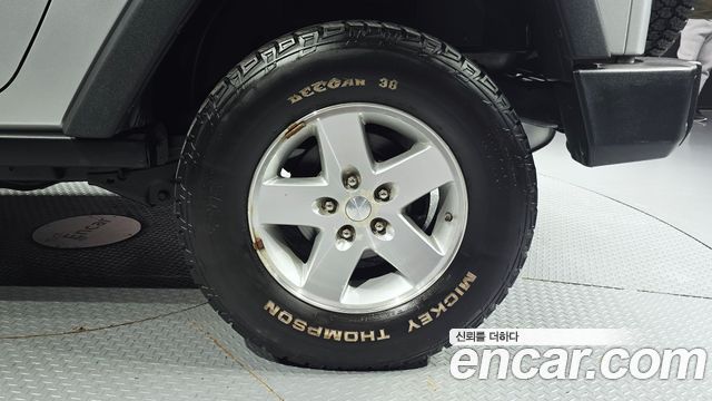 Jeep Wrangler 2009 — photo 7