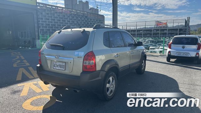 Hyundai Tucson 2004 — photo 4