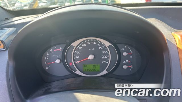 Hyundai Tucson 2004 — photo 9