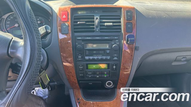 Hyundai Tucson 2004 — photo 11