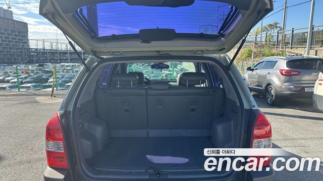 Hyundai Tucson 2004 — photo 17