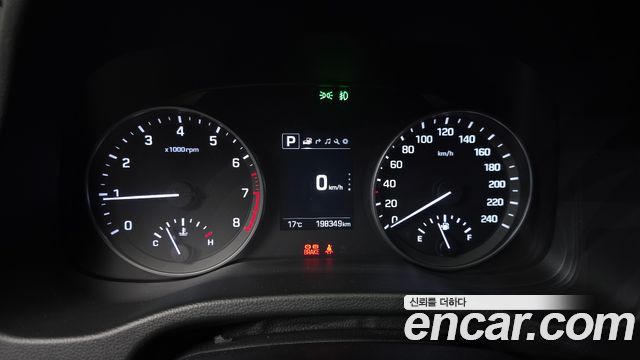 Hyundai AVANTE 2018 — photo 8