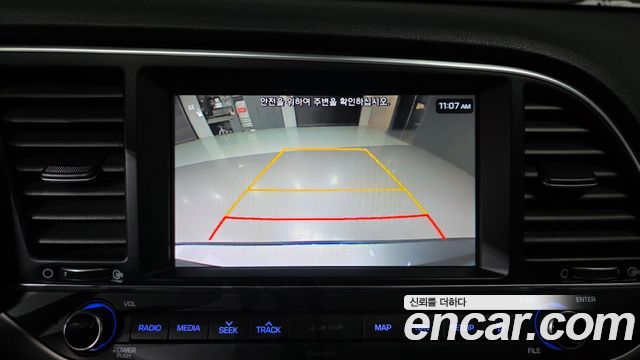 Hyundai AVANTE 2018 — photo 15