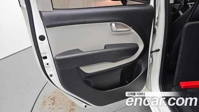 Kia RAY 2022 — photo 15