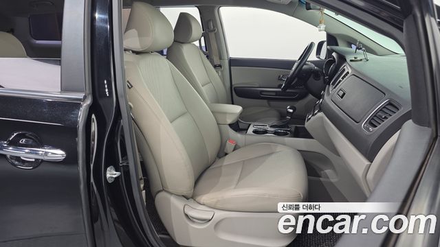 Kia Canival 2019 — photo 12