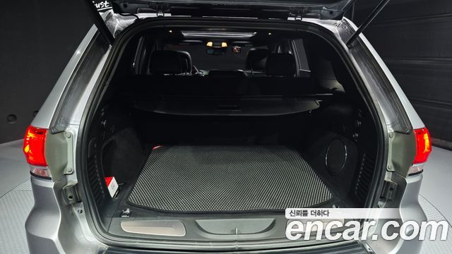 Jeep Cherokee 2017 — photo 24