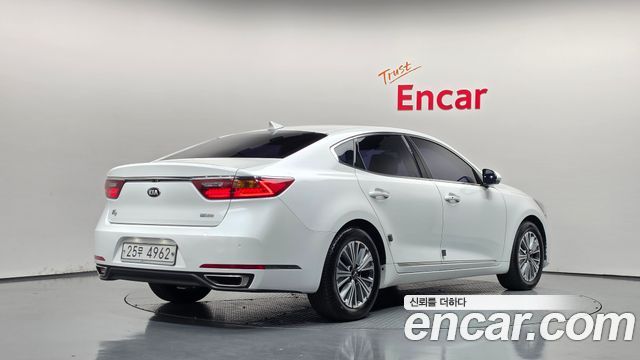 Kia K7 2019 — photo 2