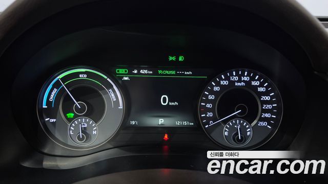 Kia K7 2019 — photo 11