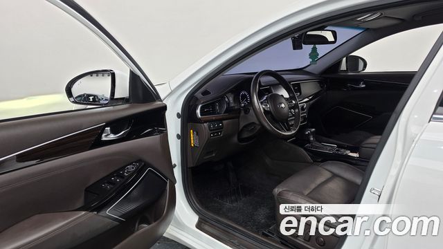 Kia K7 2019 — photo 13