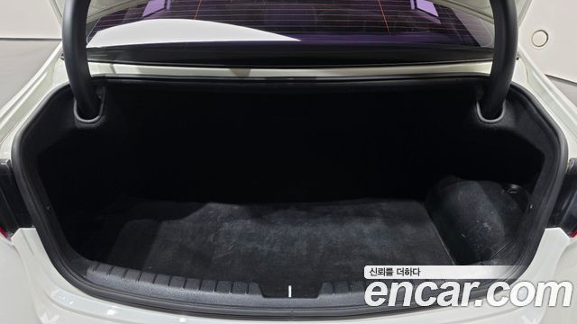Kia K7 2019 — photo 24
