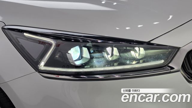 Kia K7 2019 — photo 8