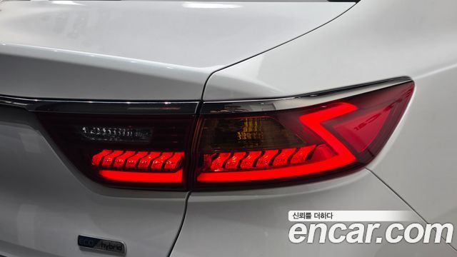 Kia K7 2019 — photo 9