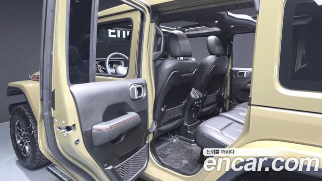 Jeep Wrangler 2025 — photo 16