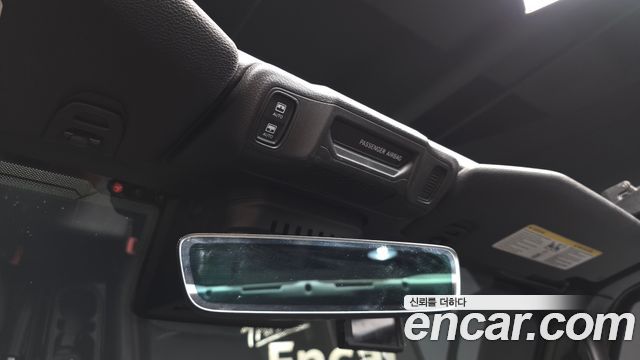 Jeep Wrangler 2025 — photo 32