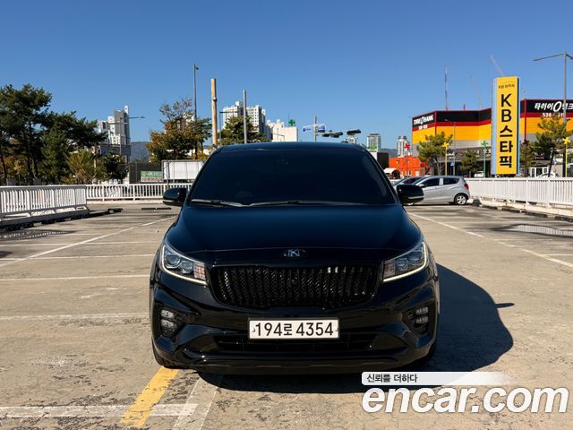Kia Canival 2019 — photo 3