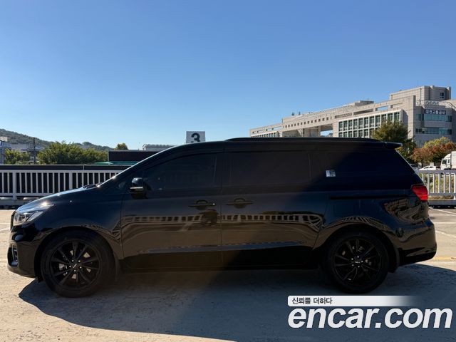Kia Canival 2019 — photo 11
