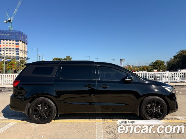 Kia Canival 2019 — photo 12