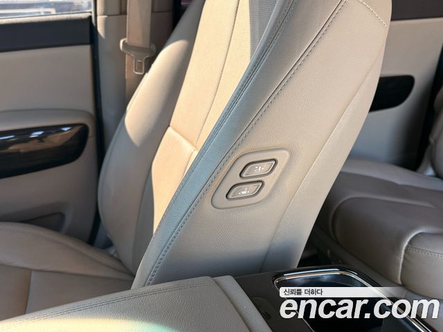 Kia Canival 2019 — photo 17