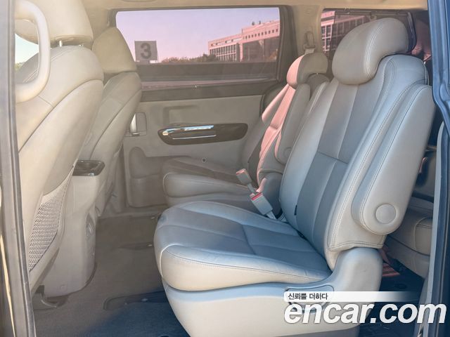 Kia Canival 2019 — photo 20