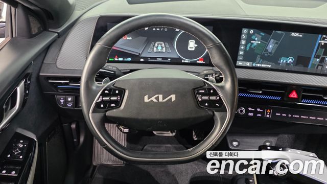 Kia EV6 2022 — photo 19