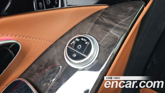 Mercedes-Benz S-Class 2021 — photo 24