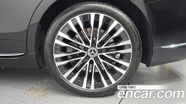 Mercedes-Benz S-Class 2021 — photo 7
