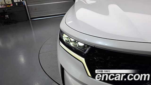 Kia Sorento 2023 — photo 8