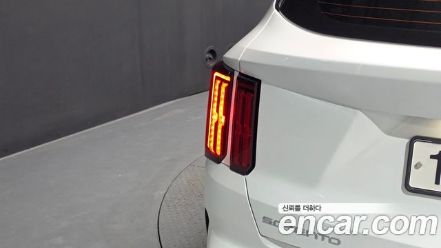 Kia Sorento 2023 — photo 9