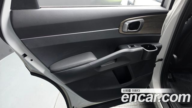 Kia Sorento 2023 — photo 15