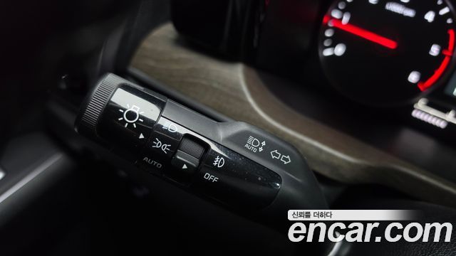 Kia Sorento 2023 — photo 32